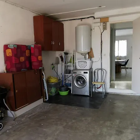 Дом отдыха Pavillon T3 Proche De La Terrasse Garage Parking