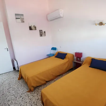 Pavillon T3 Proche De La Terrasse Garage Parking